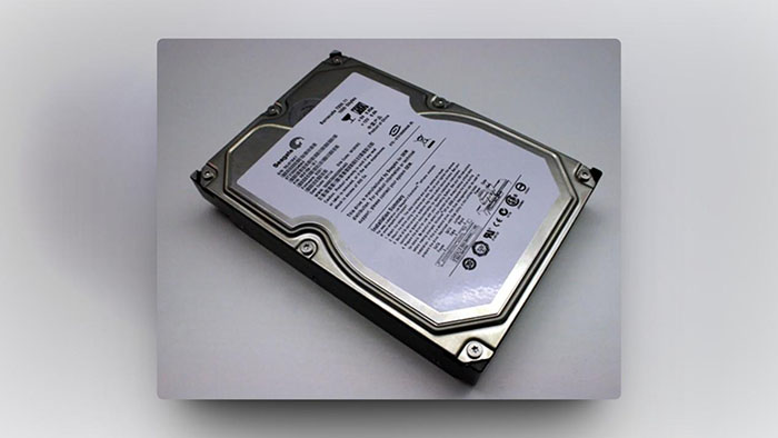 2007年-第一款容量达到1TB的硬盘产品 希捷Barracuda 7200.11 ST31000340AS